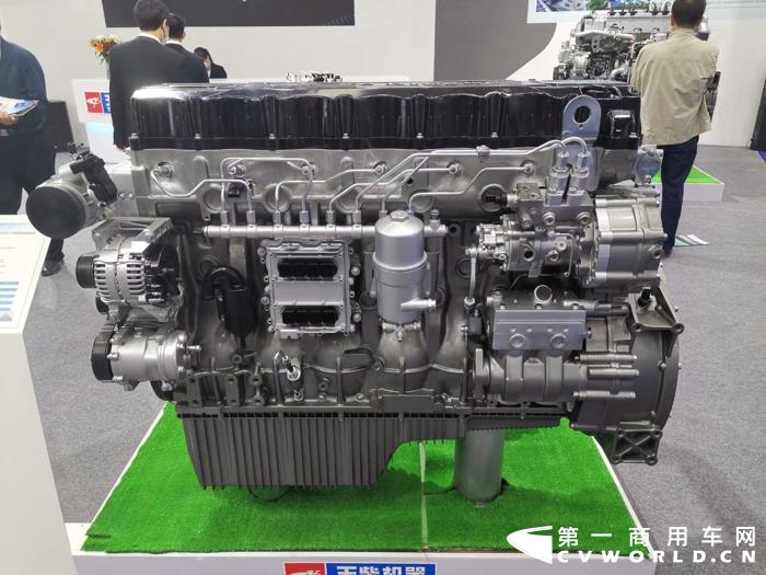 玉柴機器YCK13-60系列國六柴油發(fā)動機，功率覆蓋530-600馬力2.jpg